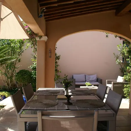 Prázdninový dům Beautiful With Private Pool Lovely Terraces Privacy And Near St Tropez Cogolin